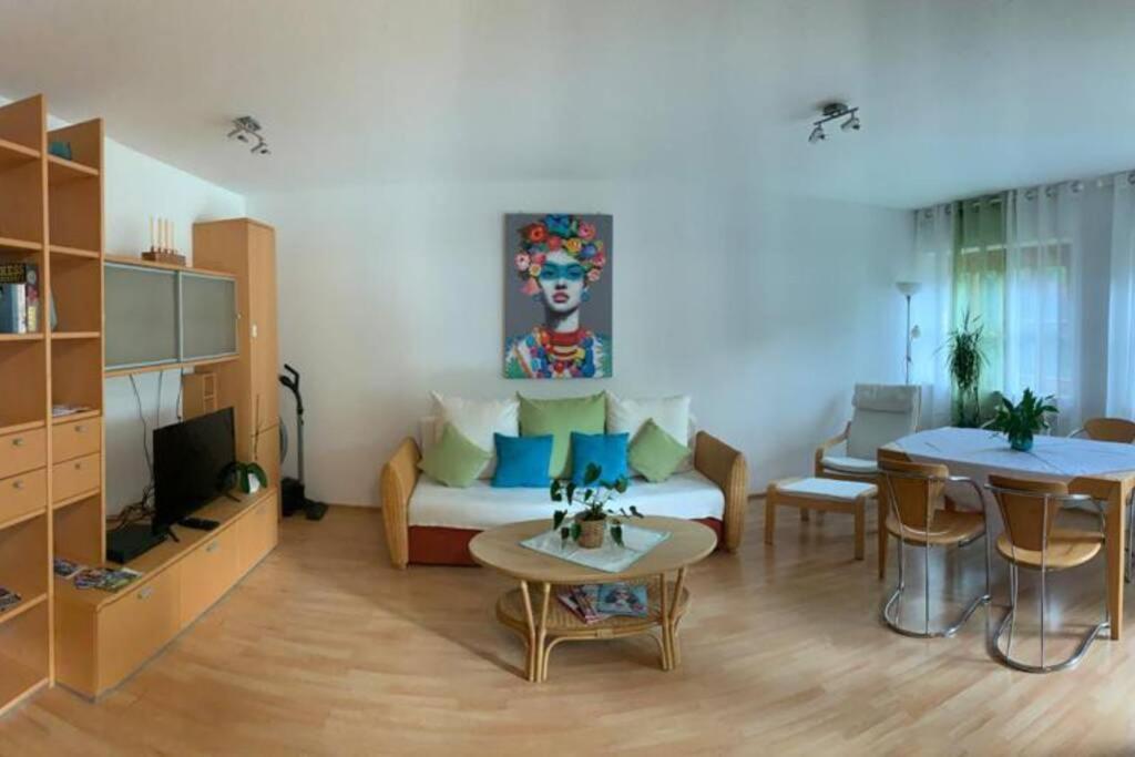Ruhige Ferienwohnung Im Zentrum Von Kempten Luaran gambar